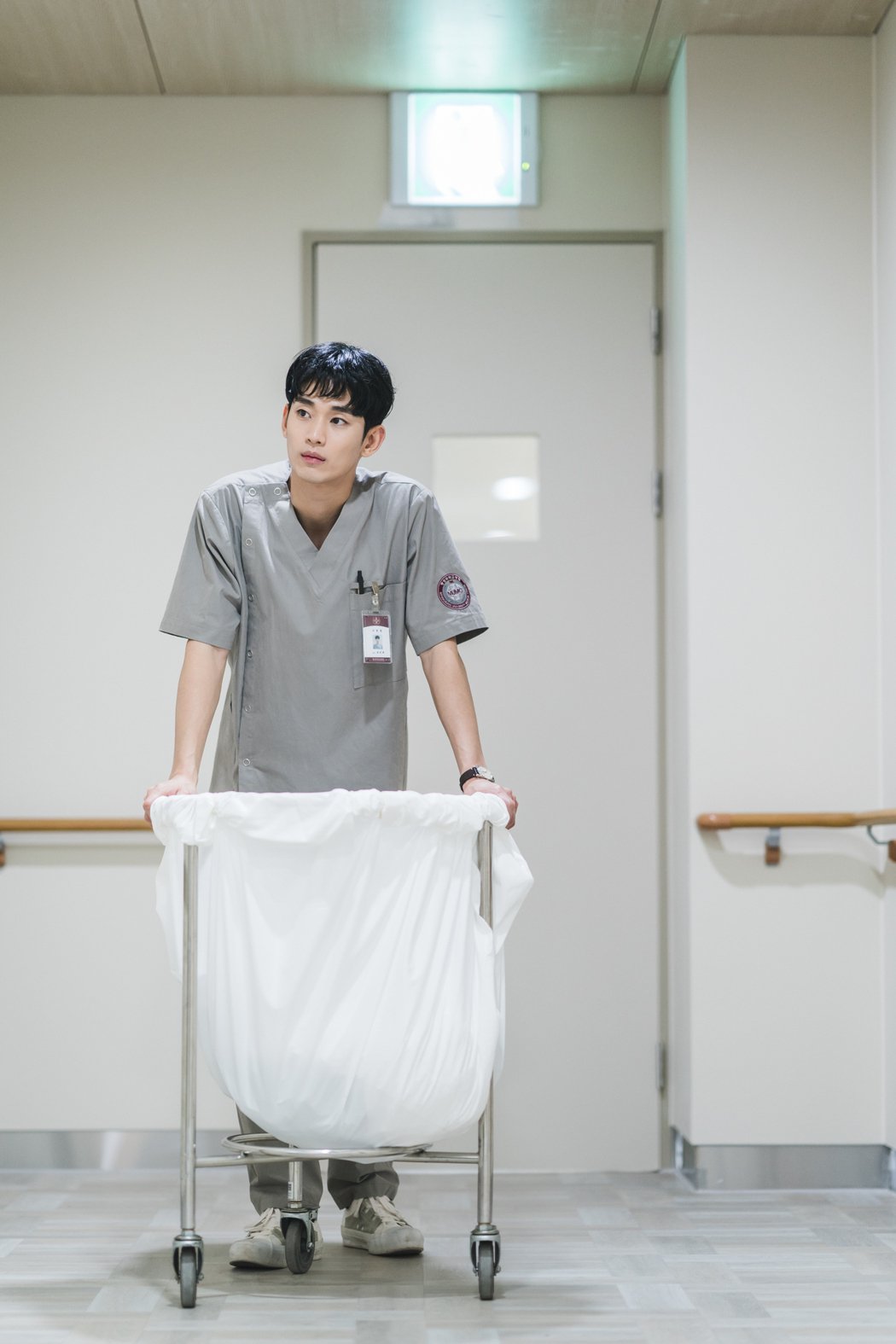 「虽然是精神病但没关系」－童话成了唤醒事实的清醒剂