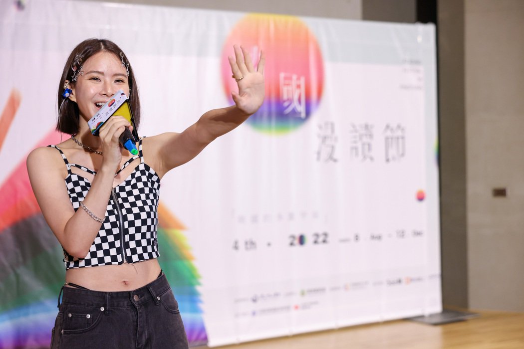 maopo坏特备爱了！羞认有「友达以上、恋人未满」对象