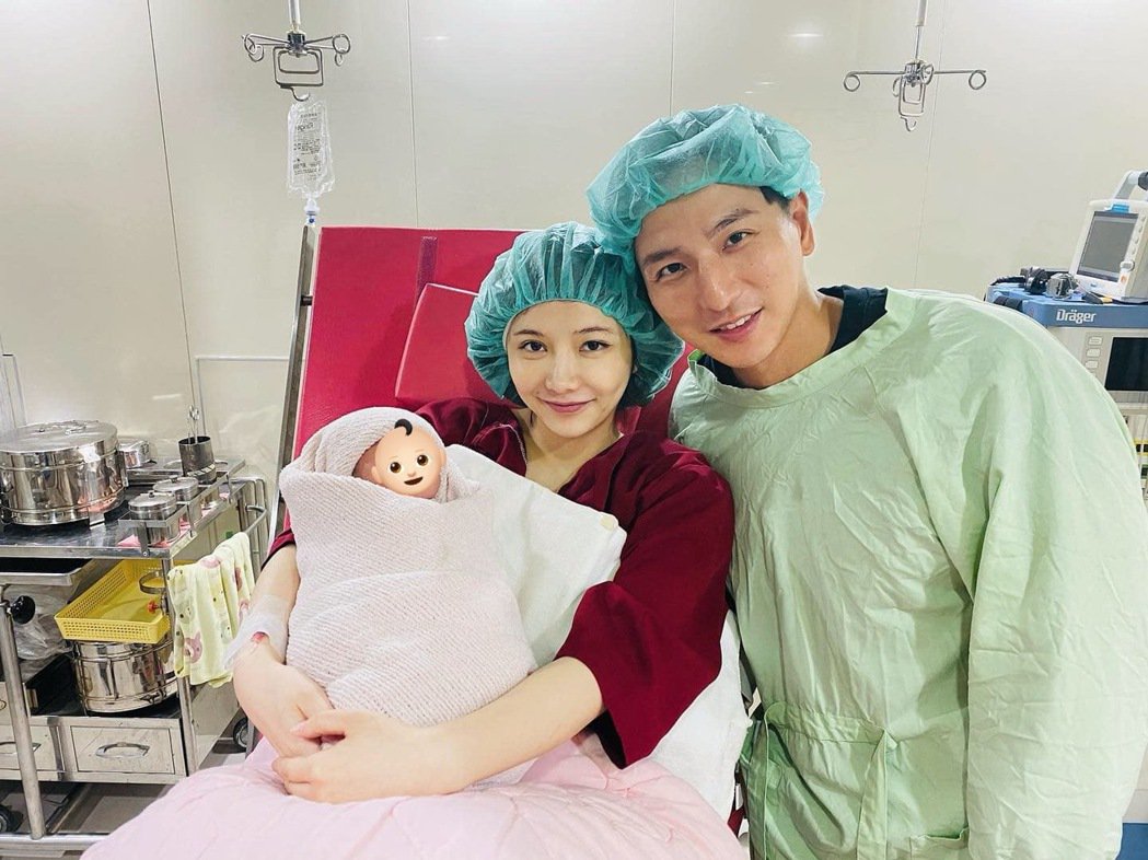 超正老婆爬楼梯催生小煜迎二宝「抱小孩不会抖」