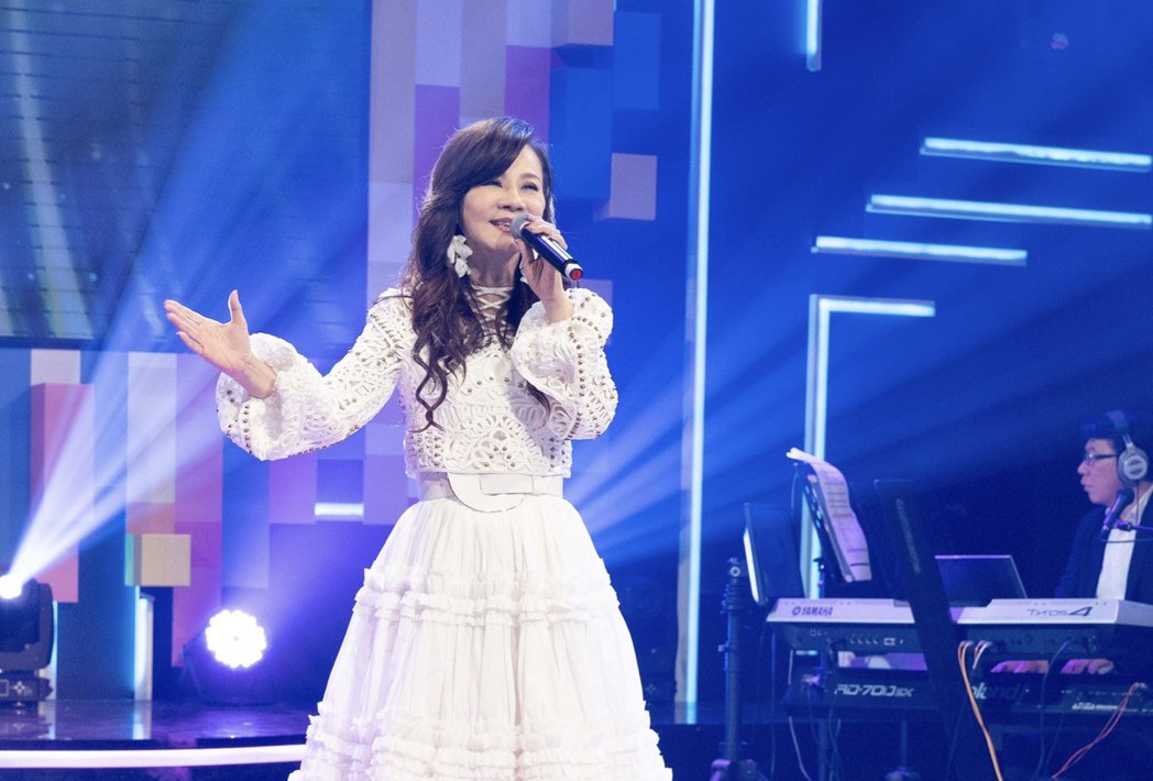 龙千玉升5key飙嗓引场灯全亮、舞客惊慌：发生命案？