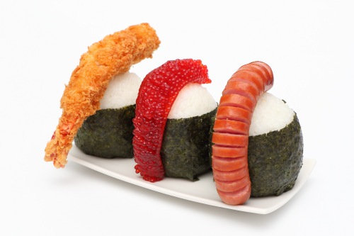 厨房小白必学2招！一步骤切出完美葱花、奶凶寿司靠摆盘！