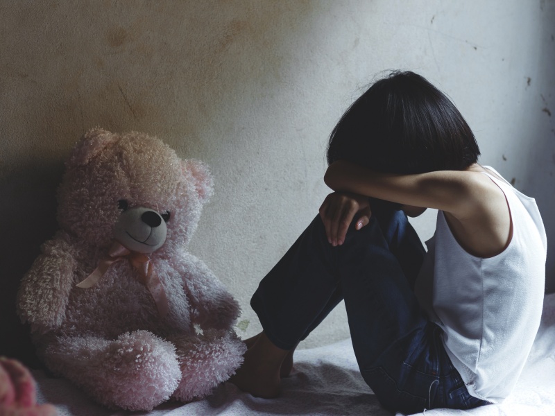 花莲8岁女童被阿公性侵，阿嬷冷回：「大人看妳可爱才逗妳玩」二次加害