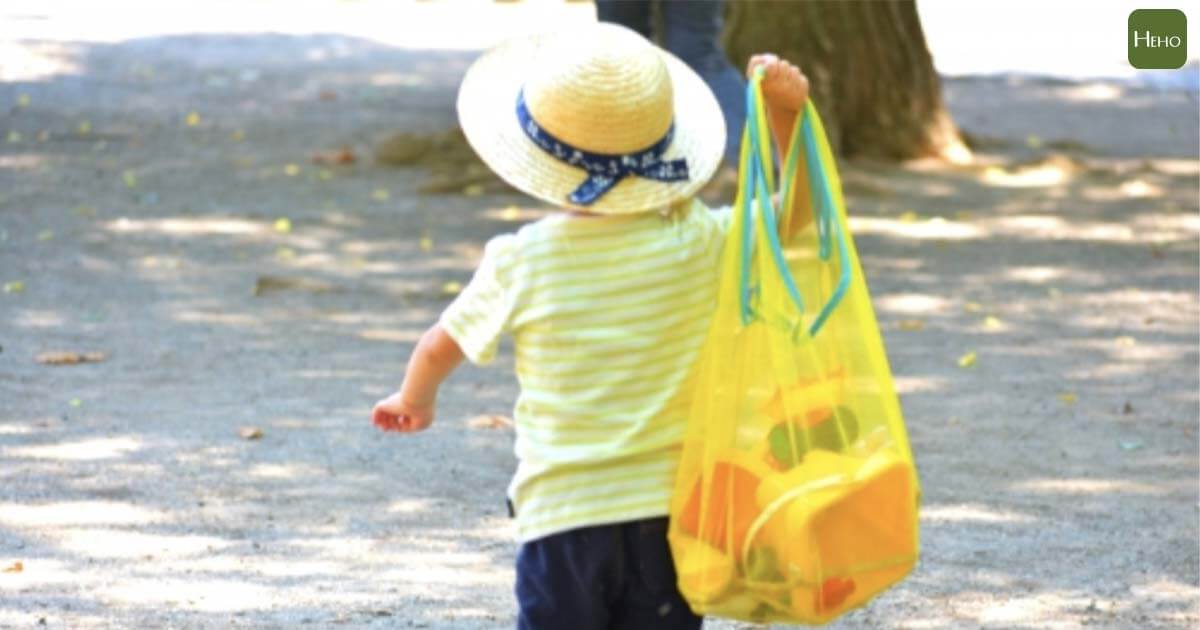 小孩比大人更容易中暑！体温升高速度4倍快 这些要领防止幼童热伤害