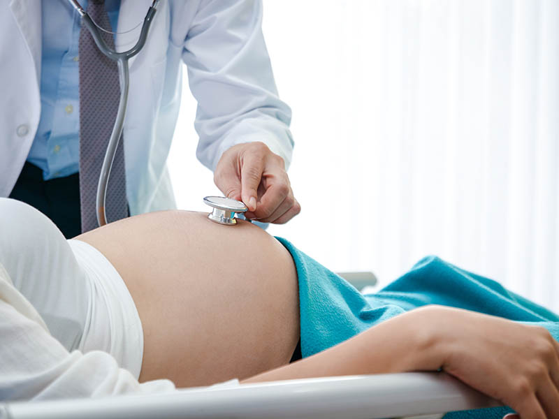 催生．让足月后的胎儿适时「退房」，降低剖腹产机会　