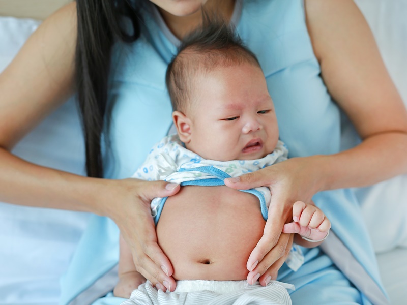 幼儿举止异常、持续哭闹别轻忽，小儿急性阑尾炎难察觉，延误就医常致阑尾破