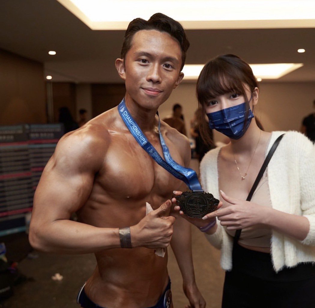 比狄莺更辣！姐姐的朋友孙安佐女友超凶猛奶溢出网看呆