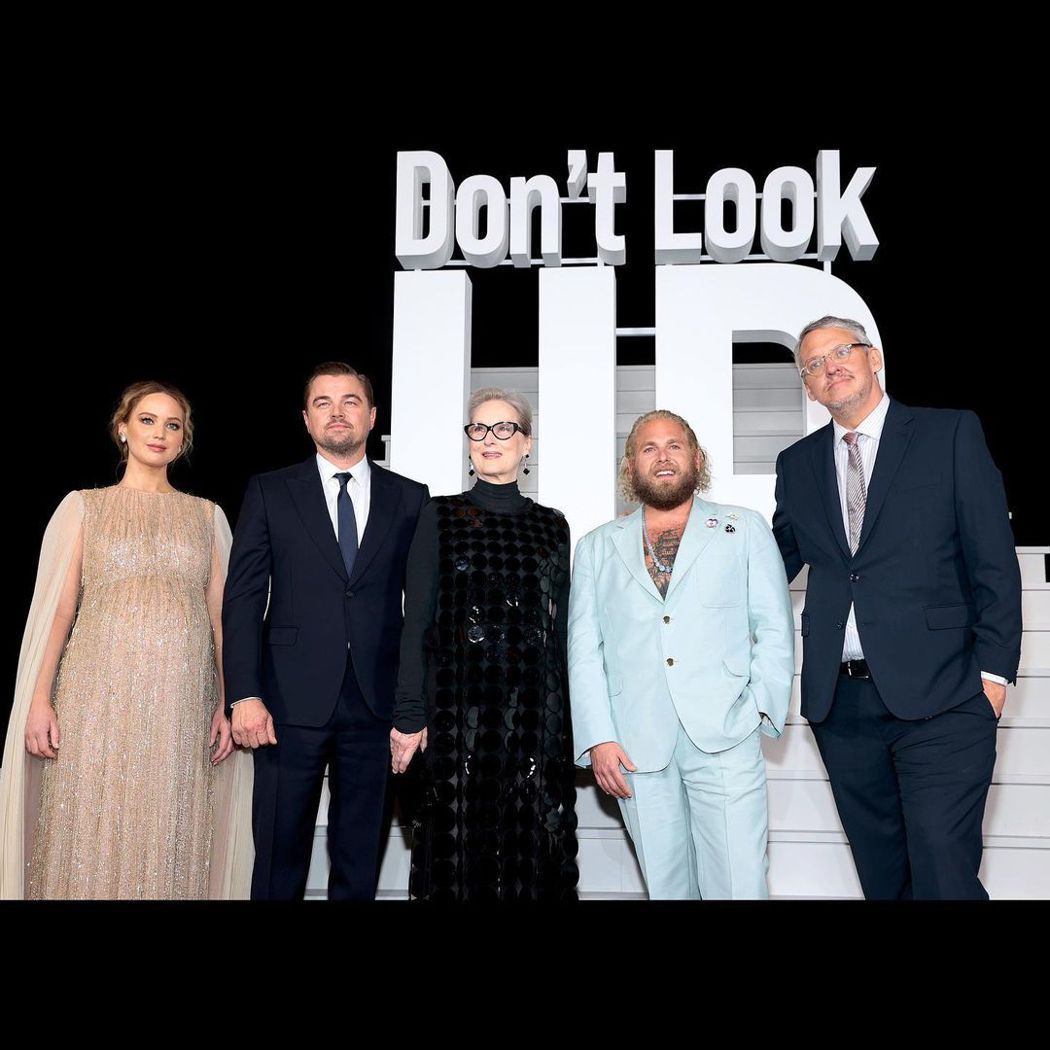 《千万别抬头》电话是真的网实测后羞炸