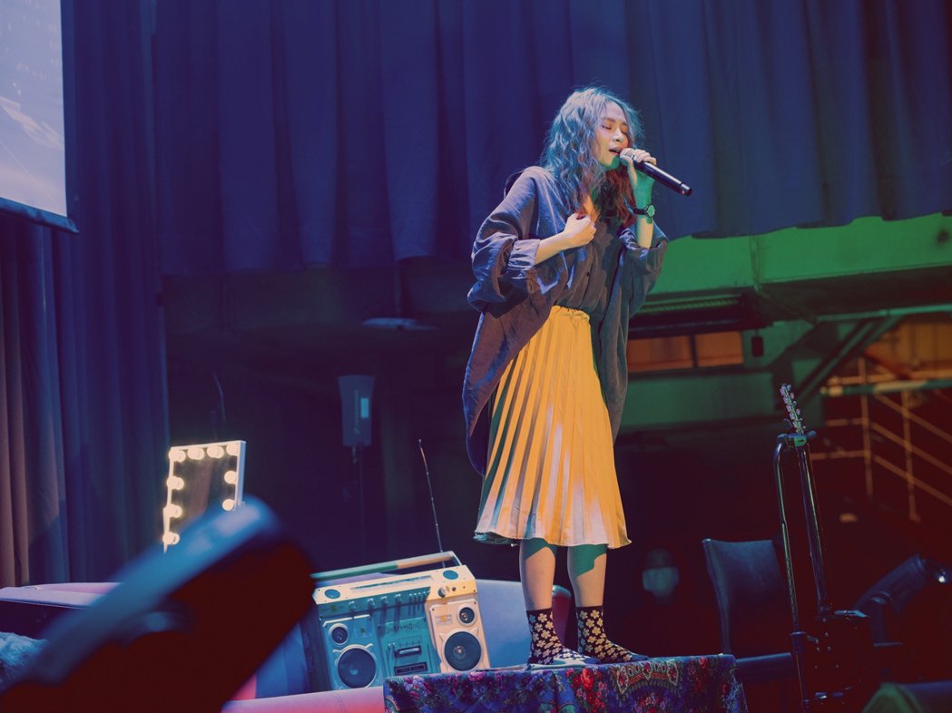 吴蓓雅报喜讯！一个凹折…哀号声吓坏老公