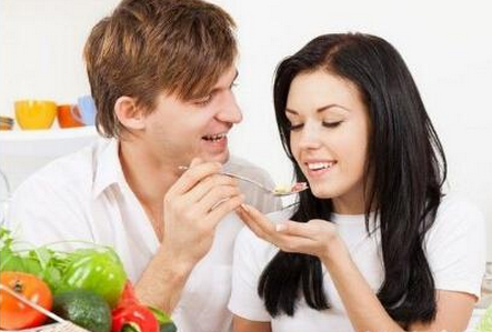 怀孕头三个月吃什么保胎？怀孕早期的营养食谱