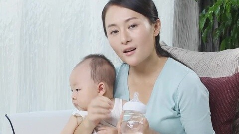 宝宝喝水注意事项