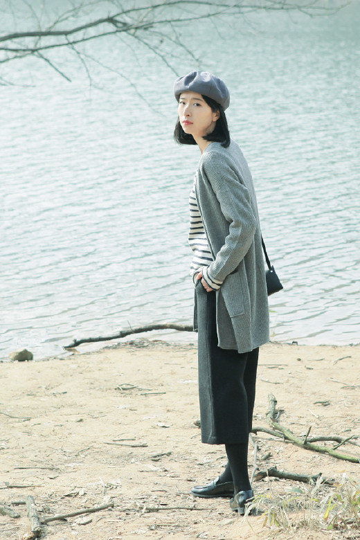 一部《太阳的后裔》火遍全宇宙，撩妹高手宋仲基也戴红了贝雷帽，跟紧了仲基欧巴的步伐，快快配备一顶美到没朋友的贝雷帽吧！