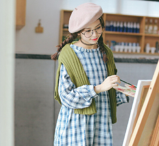 一部《太阳的后裔》火遍全宇宙，撩妹高手宋仲基也戴红了贝雷帽，跟紧了仲基欧巴的步伐，快快配备一顶美到没朋友的贝雷帽吧！