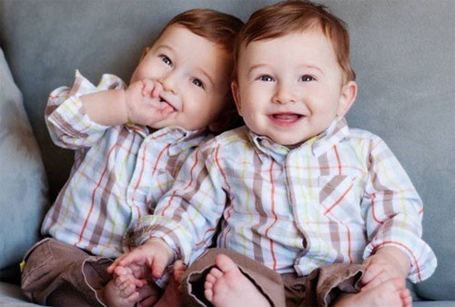 80后夫妻隐居双胞胎村,双胞胎与遗传有关?