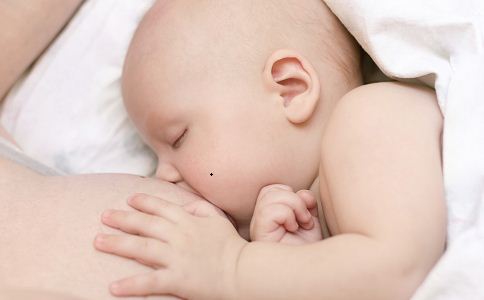 产后想要奶水多 开奶很重要