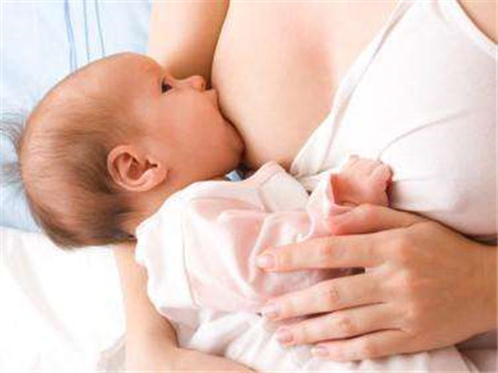 哺乳期宝宝长湿疹 妈妈不能吃什么食物？