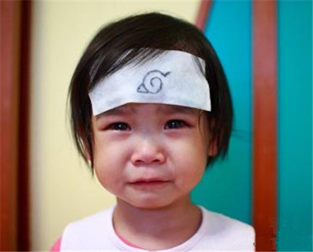 婴儿退热贴多久换一次4 婴儿退热贴多久换一次 退热贴多长时间换一次