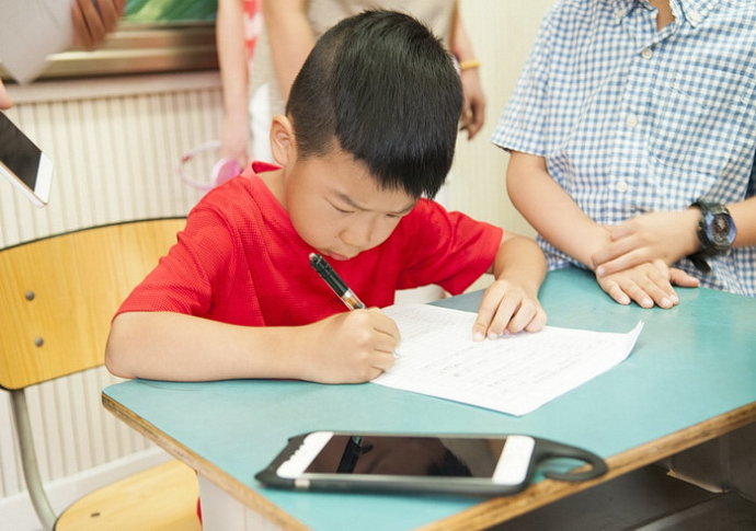 养孩子一个月要花多少钱？养孩子的费用详解