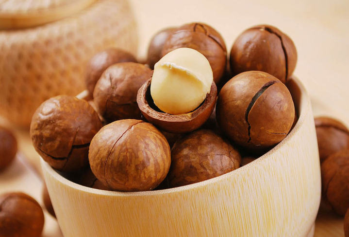 哺乳期可以吃夏威夷果吗 食用有什么好处呢