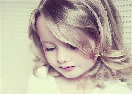 五行属火的字女孩名字 这些名字都很好听，寓意也很美好