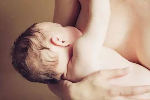 【夜奶】夜奶什么时候断_夜奶怎么断