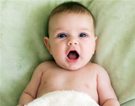 【宝宝脸色发红】宝宝脸色发红的原因_宝宝脸色发红怎么调理