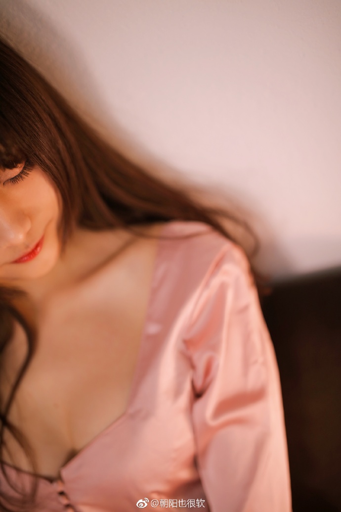 我希望你做一个甜甜的梦我的意思是 梦到我 ​​​