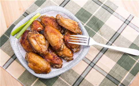 怎样做卤鸡翅膀 三种做法可好吃了