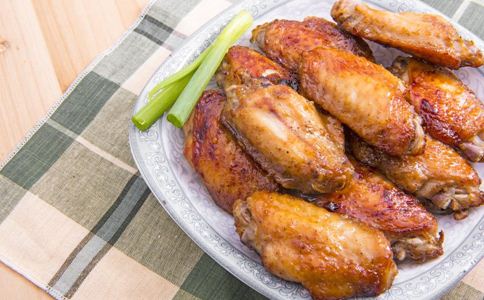 备孕食谱 梨汁鸡翅的做法