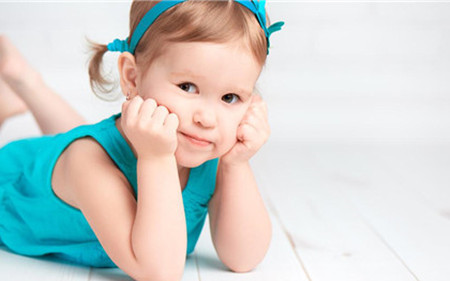 小女孩儿的英文名大全 小女孩儿的英文名大全