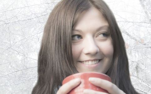 四大坏习惯让胸部下垂 4大方法帮你矫正