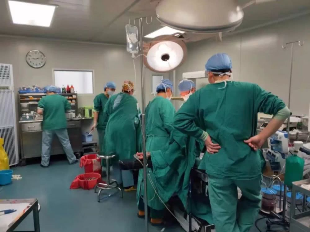 孕妇胎盘早剥，一场22分钟的生死营救！准妈妈都应注意这些……