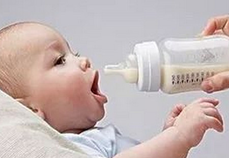 冲奶粉用什么水最好