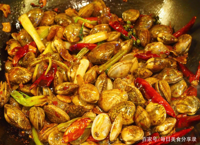 花甲怎么洗最快最干净？炒花甲的做法