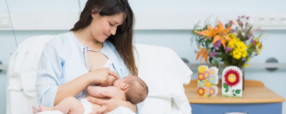 母乳不足别瞎催乳 小心催出乳腺疾病