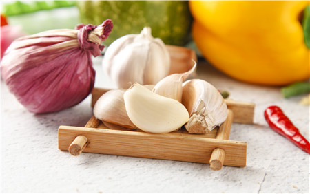 冬季小儿止咳偏方最有效的 儿童咳嗽用什么偏方