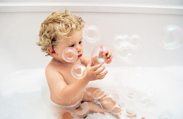 男宝宝出现了打嗝怎么办?打嗝要不要去看医生?