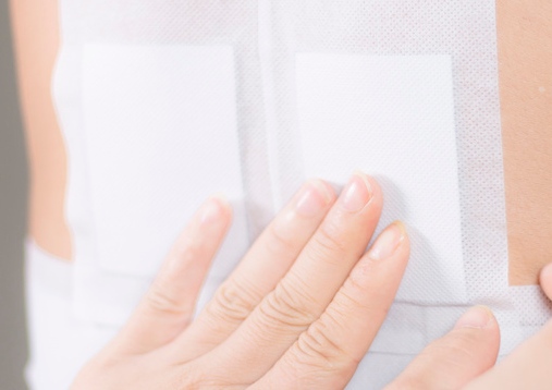 剖腹产有伤口可以喝鲫鱼汤吗 剖腹产有伤口可以喝鲫鱼汤吗 剖腹产后多久可以喝鲫鱼汤下奶