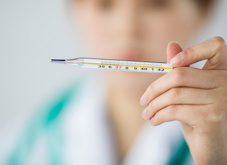 孩子发烧后出疹子怎么办