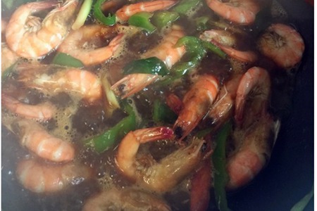 香辣虾蒜蓉虾的简单六种做法,教你在家做出鲜虾百吃不厌