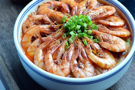 家常虾的做法超级简单,香辣虾吃起来过瘾还能驱寒