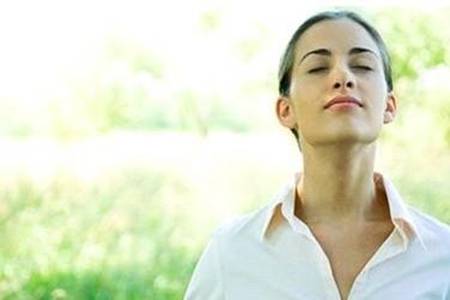 鼻子不通气怎么办？让鼻子通气的最快方法一定要知道