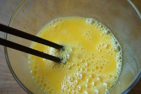 简单营养的鸡蛋羹做法有窍门,怎么做更嫩滑和适合宝宝呢