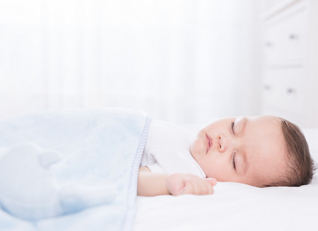 宝宝睡觉老是摇头怎么回事