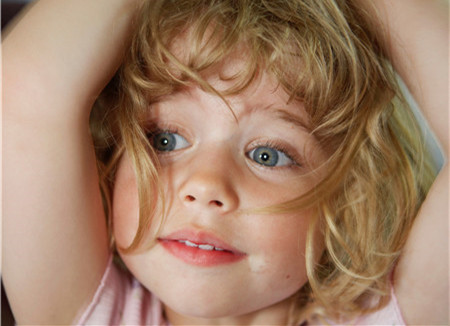 给新生女孩起名叠字 给新生女孩起名叠字