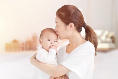 新生儿黄疸高怎么晒太阳