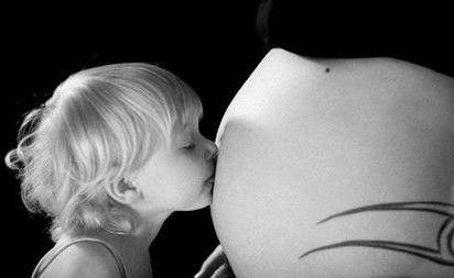 顺产侧切是什么意思 顺产的孕妈侧切是必须的吗?