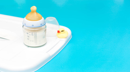 为什么会突然母乳性腹泻?可能是母乳中这个元素含量过高导致！