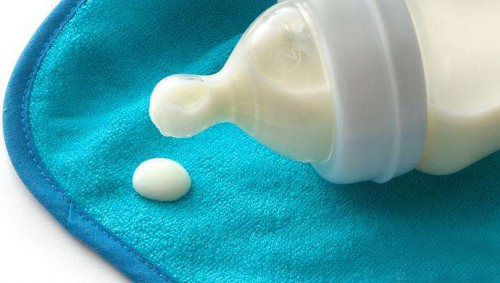 什么牌子的奶粉最接近母乳：转奶困难户认准皇家美素佳儿