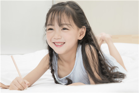 女性英文名大全及其含义 女性英文名大全及其含义