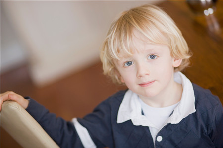 男孩英文名大全及其意义 男孩英文名大全及其意义